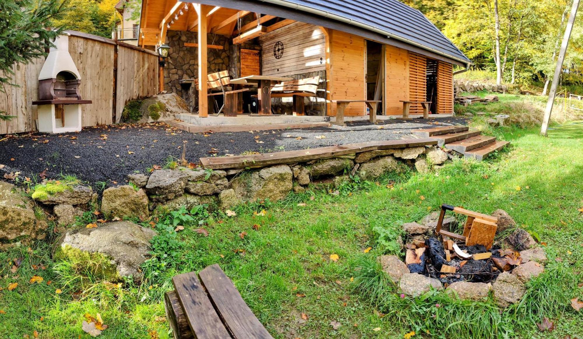 Dom Pod Lesniczowka Villa Zachelmie  ภายนอก รูปภาพ